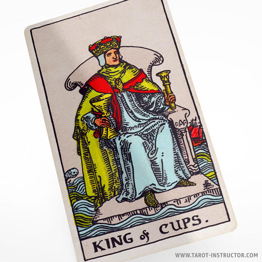 King of Cups tarot card meaning, The element of Water in tarot, Suit of Cups element