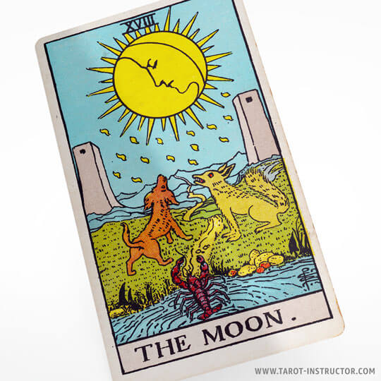 The Moon tarot meaning, The element of Water in tarot